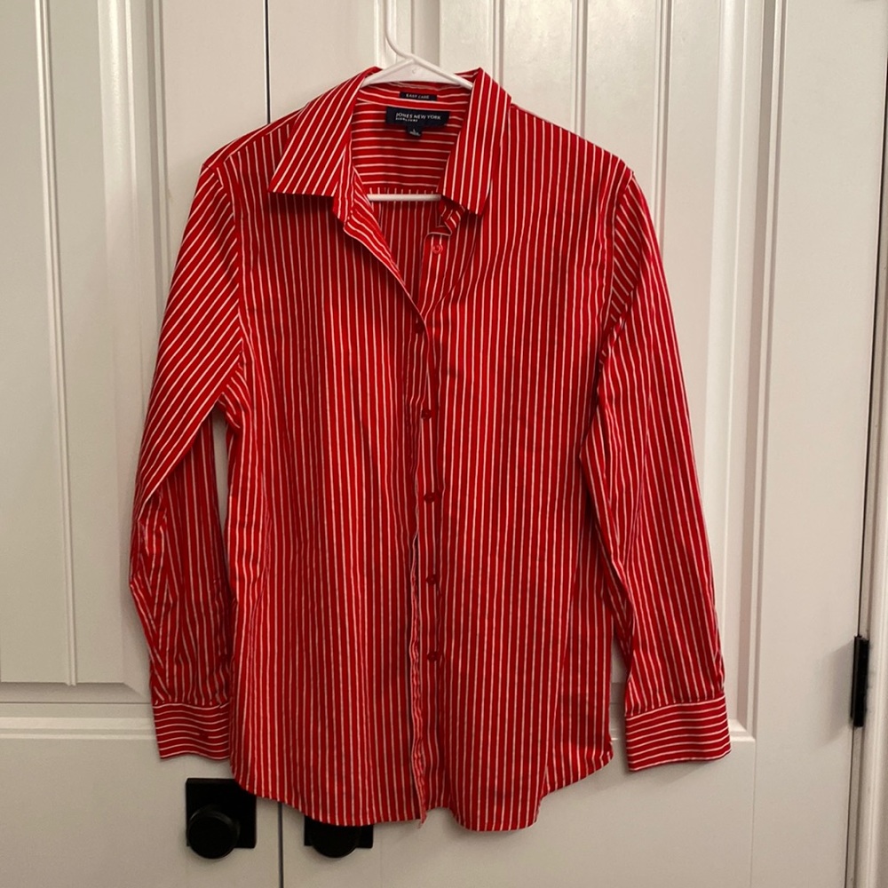 Jones New York red with white stripe business casual button up shirt
